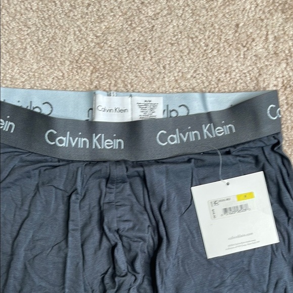 Calvin Klein Gray Boxer Briefs with Stretch Fabric - Picture 2 of 3
